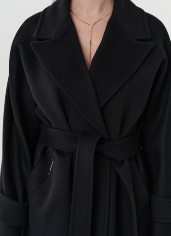 Пальто с английским воротником