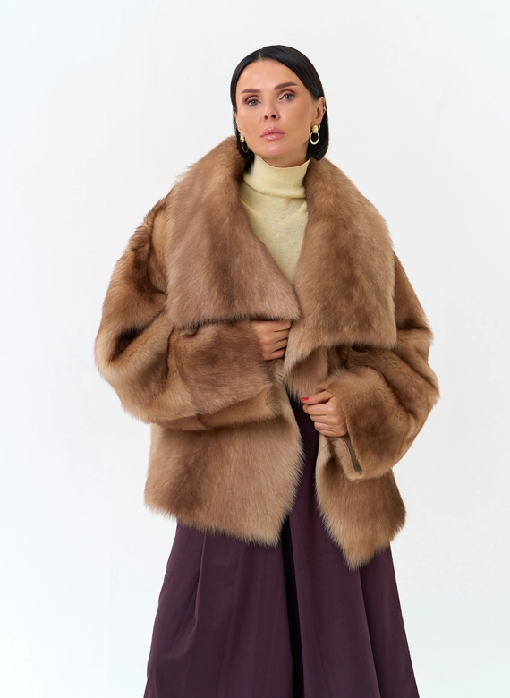 Женская двухсторонняя дубленка из натурального меха фото