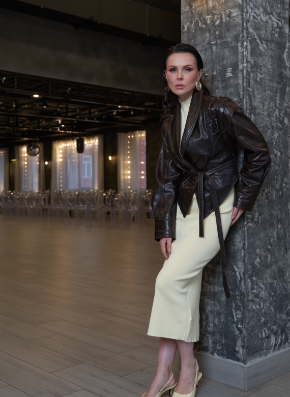 Куртка женская из натуральной кожи в стиле ретро