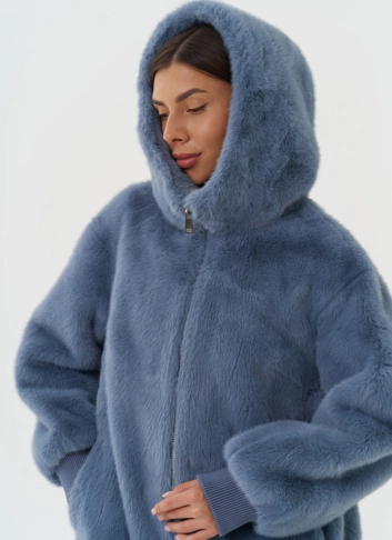 Шуба из эко меха с капюшоном
