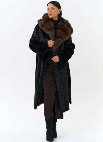 Шуба из норки с капюшоном  фото